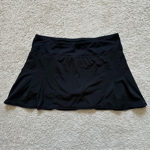 Lululemon mid rise pleated skort